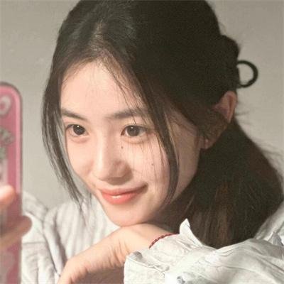 美丽与动人 封面